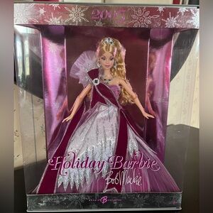 Bob Mackie Holiday Barbie in Pink and Silver Ensemble 2005